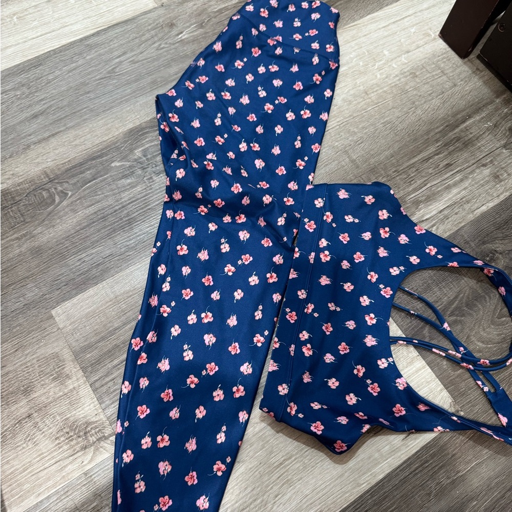 Spiritual Gangster Blue and Pink Floral Leggings